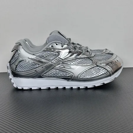 ボッテガ ヴェネタ スニーカー