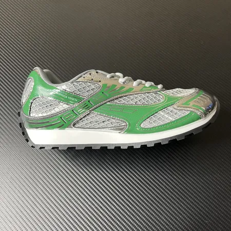 ボッテガ ヴェネタ スニーカー