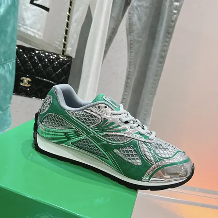 ボッテガ ヴェネタ スニーカー