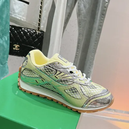 ボッテガ ヴェネタ スニーカー