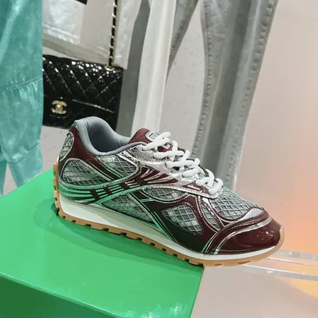 ボッテガ ヴェネタ スニーカー