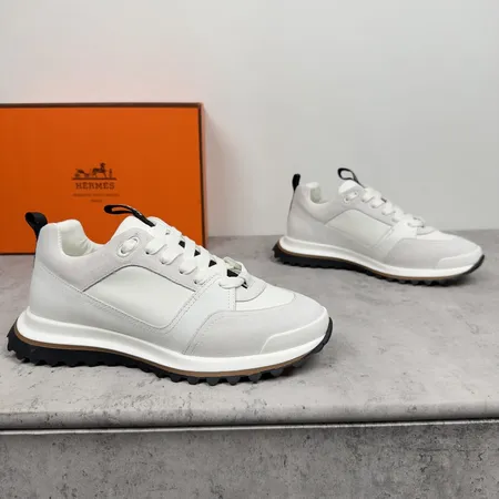 エルメス カジュアルシューズ