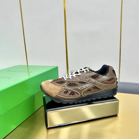 ボッテガ ヴェネタ スニーカー