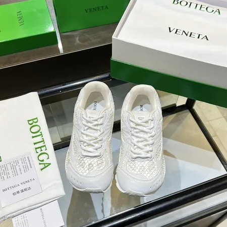 ボッテガ ヴェネタ スニーカー