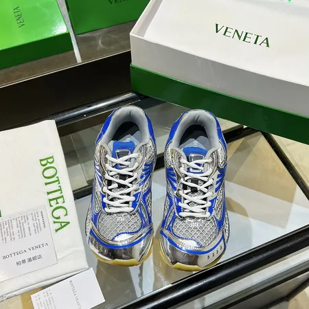 ボッテガ ヴェネタ スニーカー