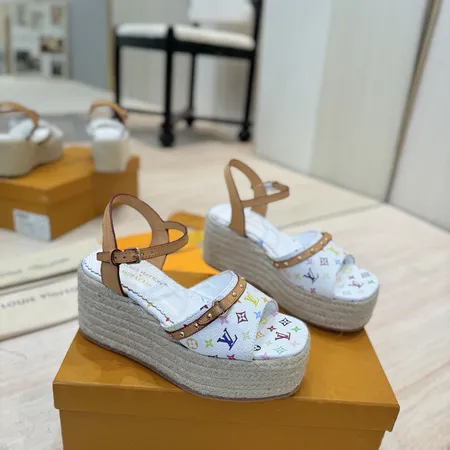 ルイヴィトン サンダル