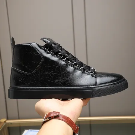 バレンシアガ カジュアルシューズ