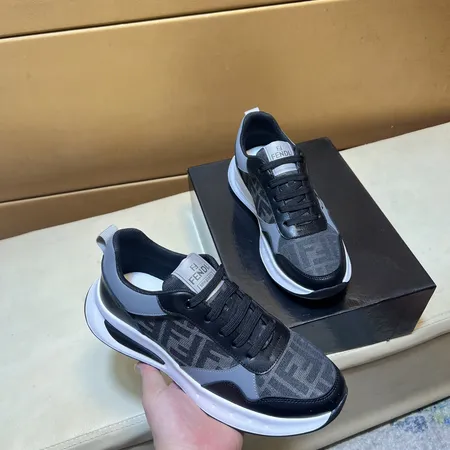 ドルチェ＆ガッバーナ カジュアルシューズ