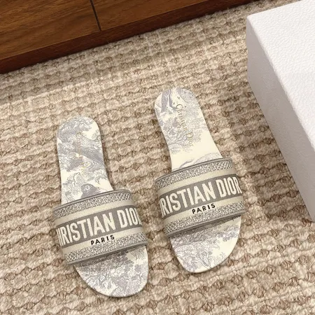 ディオール スリッパ