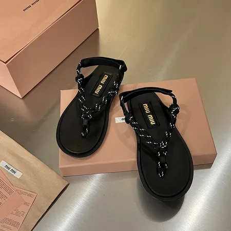 ミュウミュウ サンダル