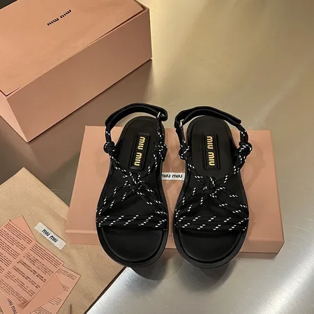 ミュウミュウ サンダル