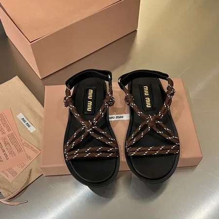 ミュウミュウ サンダル