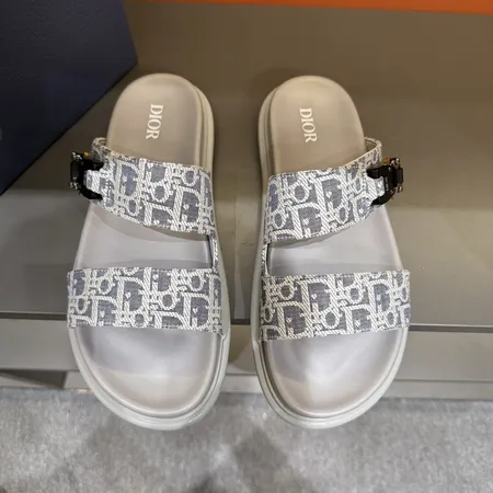 ディオール スリッパ