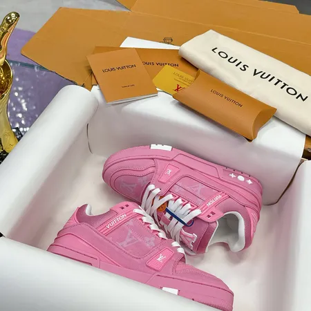 ルイヴィトン カジュアルシューズ