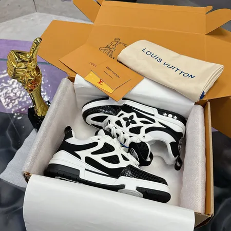 ルイヴィトン カジュアルシューズ