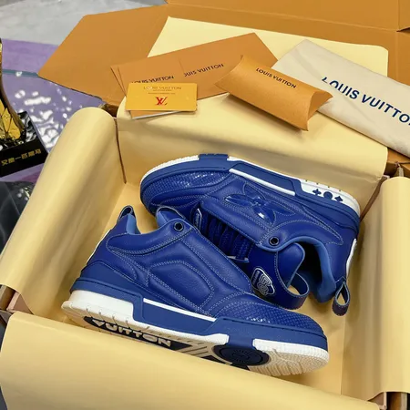 ルイヴィトン カジュアルシューズ