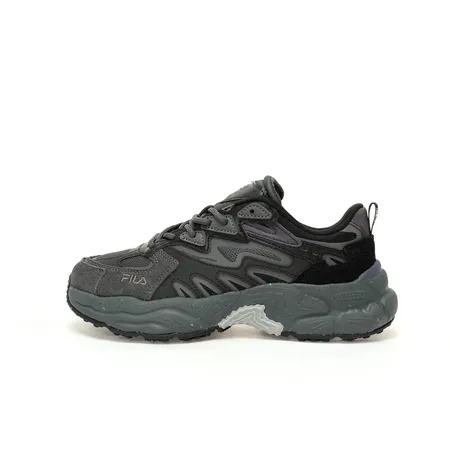 フィラ スニーカー