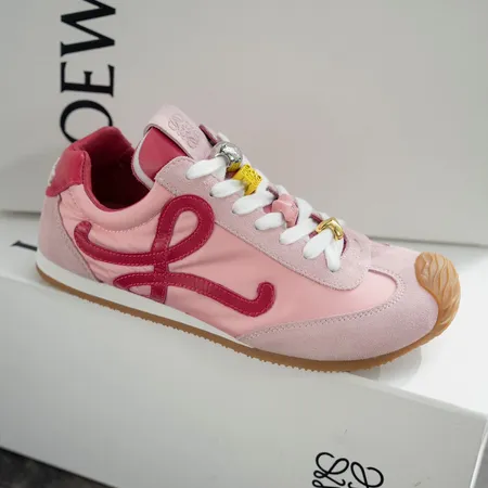 ロエベ スニーカー