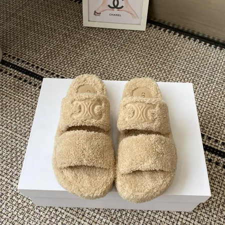 セリーヌ スリッパ