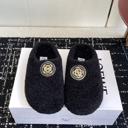 ロエベ スリッパ