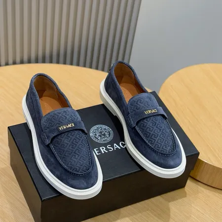 ヴェルサーチ カジュアルシューズ