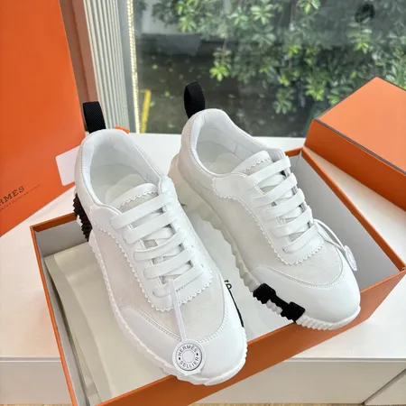 エルメス スニーカー