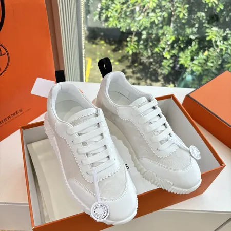エルメス スニーカー