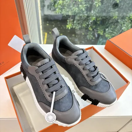 エルメス スニーカー