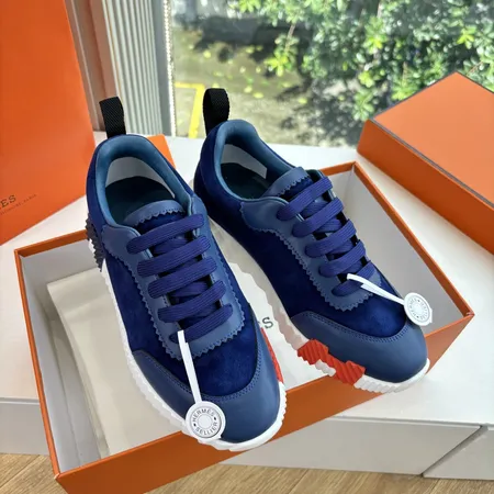 エルメス スニーカー