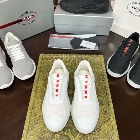 プラダ カジュアルシューズ