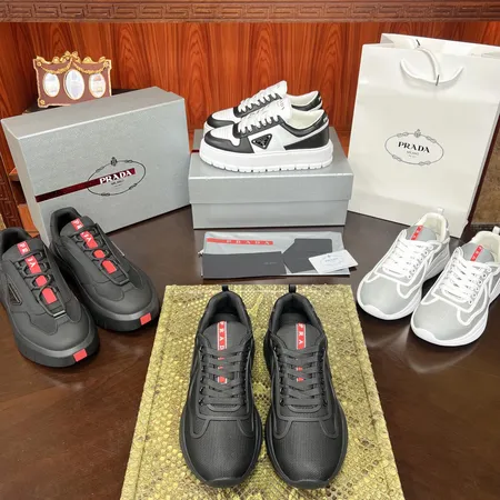 プラダ カジュアルシューズ