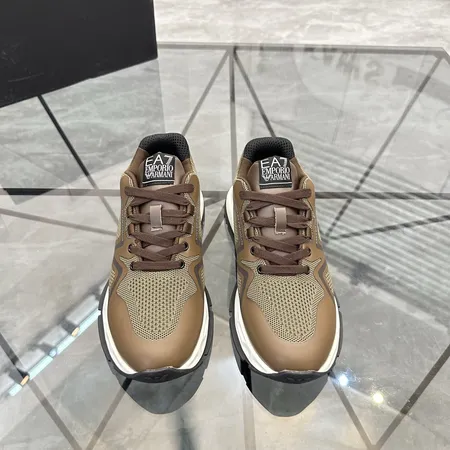 アルマーニ カジュアルシューズ