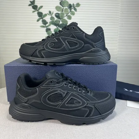 ディオール スニーカー