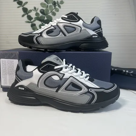 ディオール スニーカー