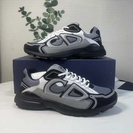 ディオール スニーカー