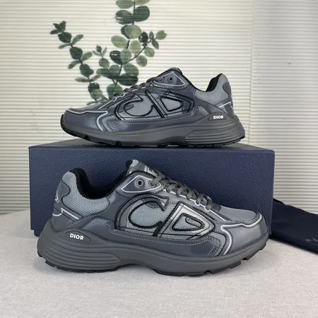 ディオール スニーカー