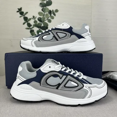 ディオール スニーカー