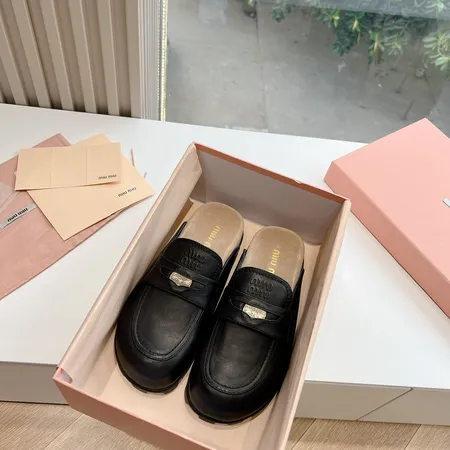 ミュウミュウ スリッパ