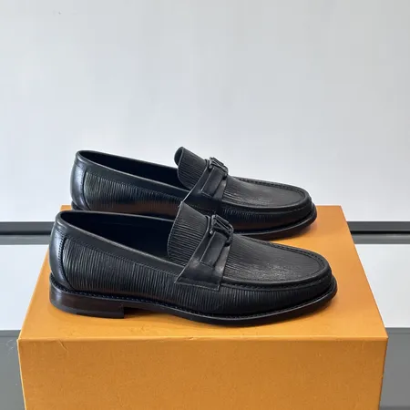 ルイヴィトン ビジネスシューズ