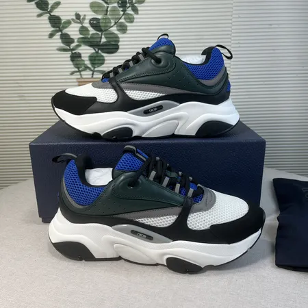 ディオール スニーカー