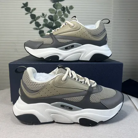 ディオール スニーカー