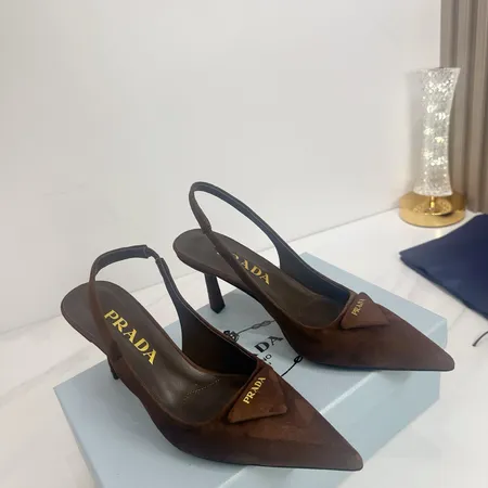 プラダ サンダル