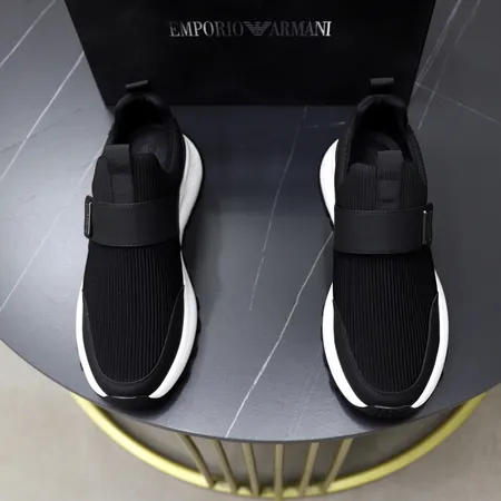 アルマーニ スニーカー