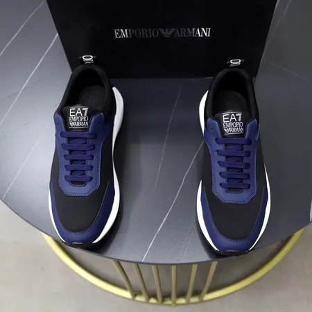 アルマーニ スニーカー