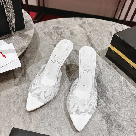 クリスチャン・ルブタン サンダル