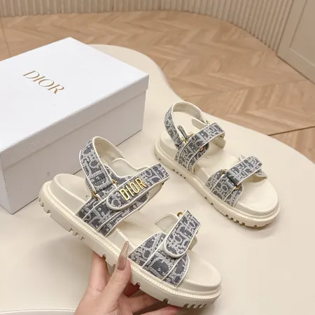 ディオール サンダル