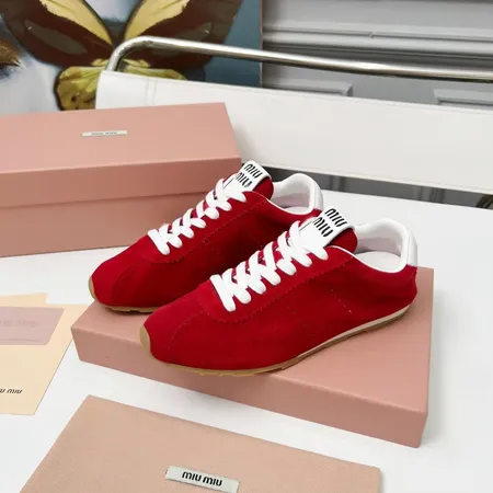 ミュウミュウ カジュアルシューズ