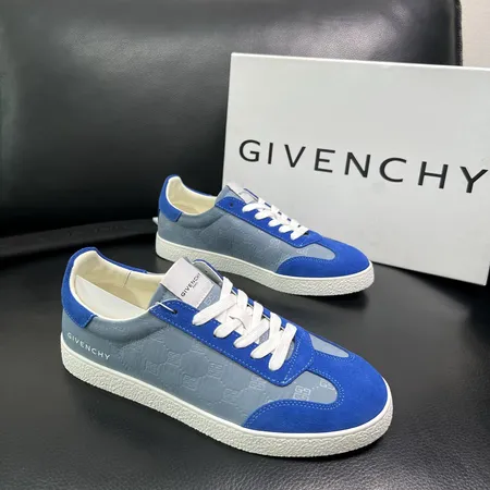 ジバンシィ カジュアルシューズ