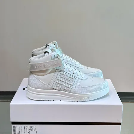 ジバンシィ カジュアルシューズ