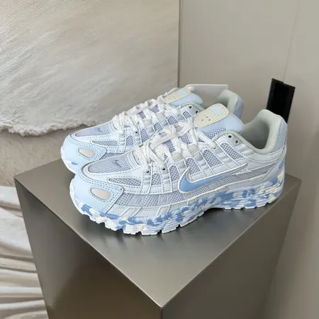 ナイキ スニーカー